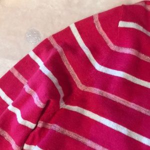 3/4 length sleeve gap top. NWOT